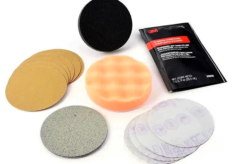 Contents of 3M Lens Restoration Kit