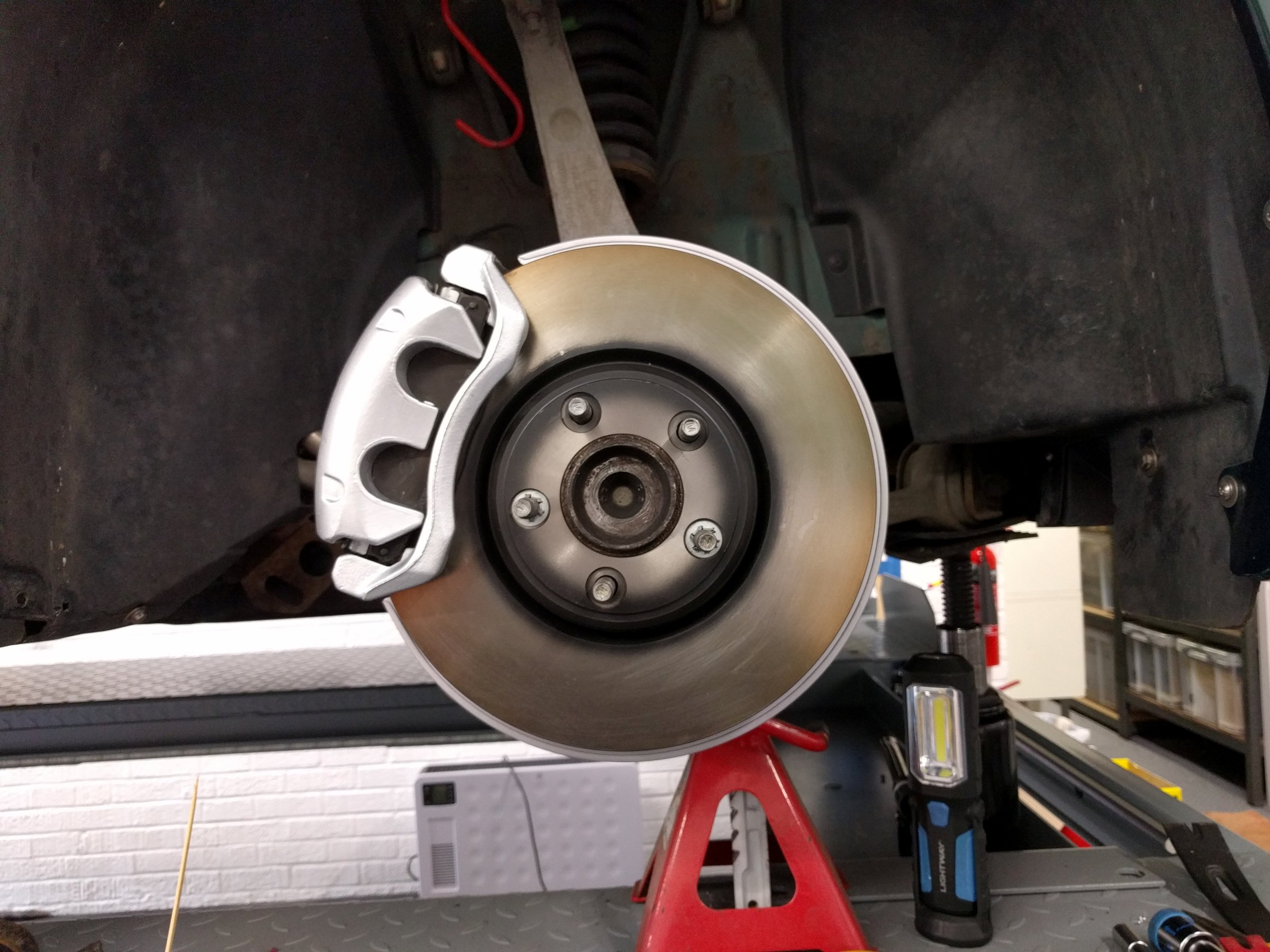 Front Calipers painted and Fitted