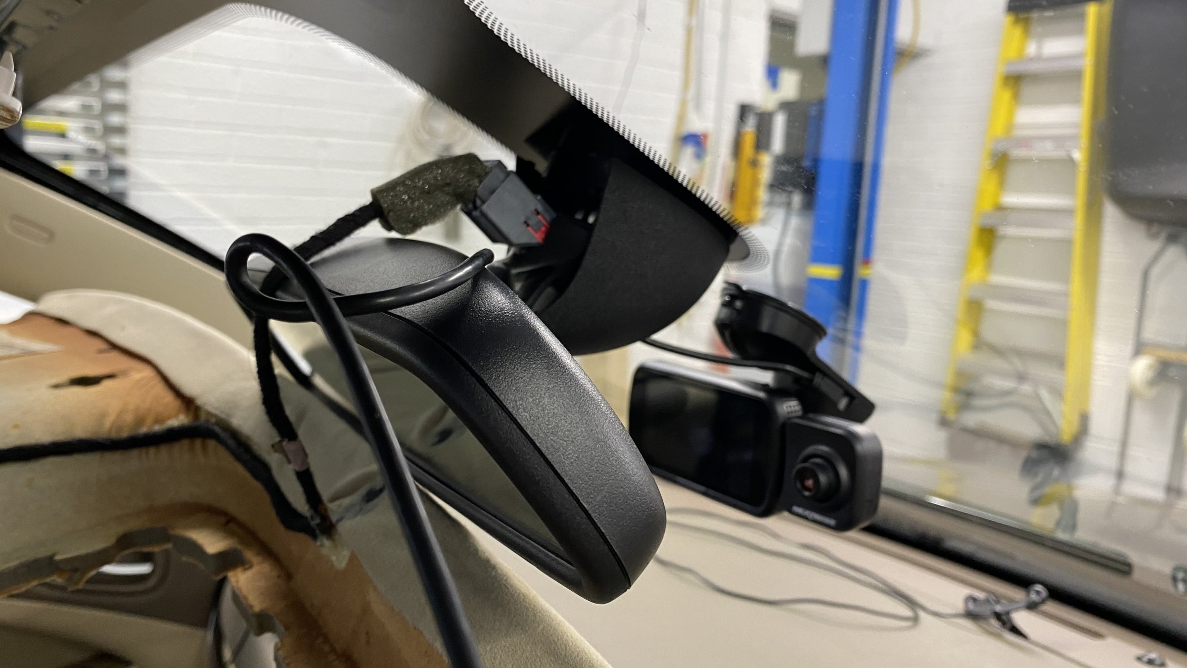 Rear View Mirror Connector