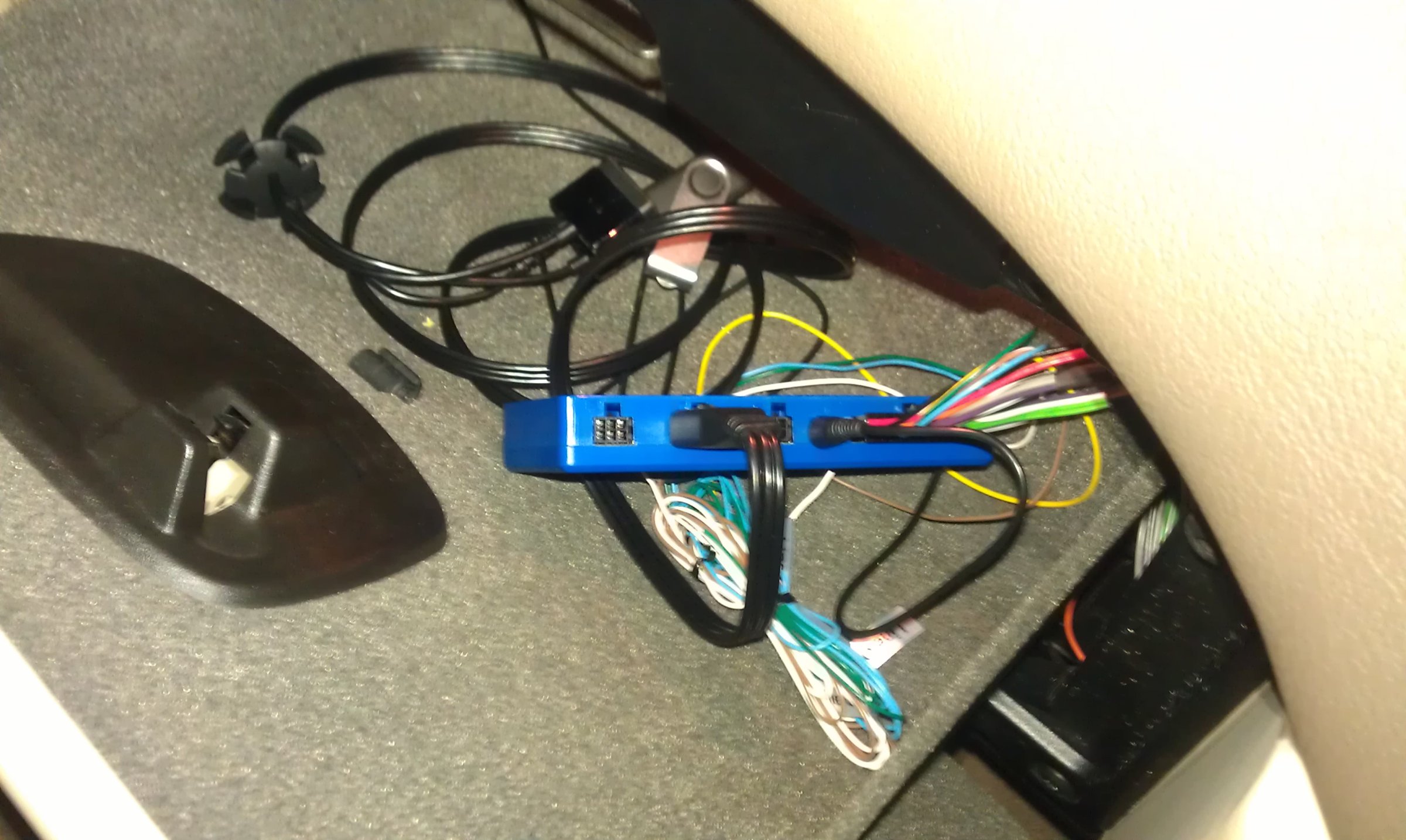 Connected via audio system and Ready to mount behind centre console